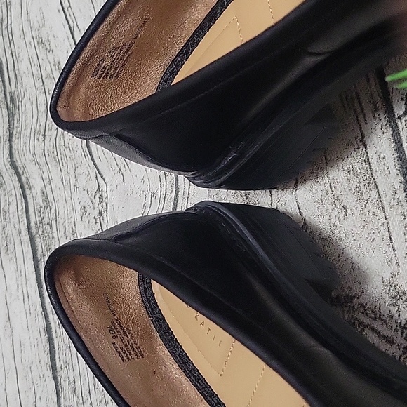 Kelly & Katie Loafers, Size 9.5 - Picture 6 of 10